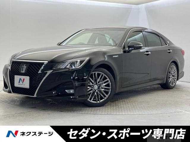 2016 Toyota Crown Hybrid