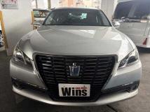 2015 Toyota Crown