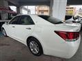 2015 Toyota Crown