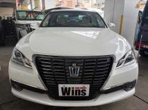 2015 Toyota Crown