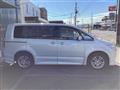 2008 Mitsubishi Delica D5