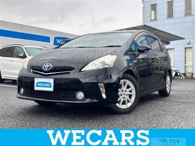 2013 Toyota PRIUS α