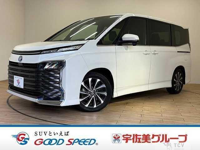 2022 Toyota Voxy