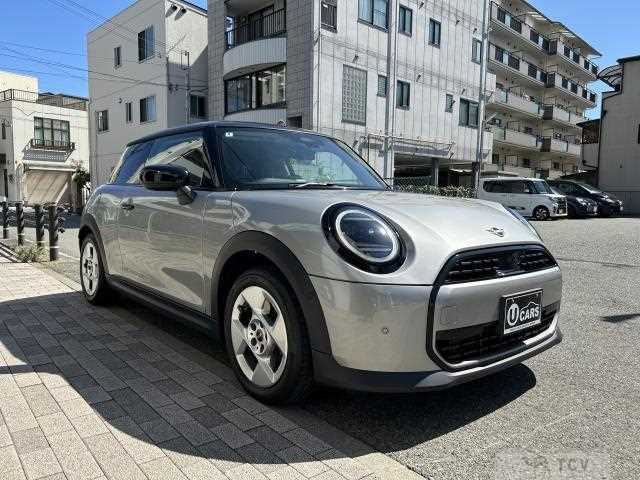 2024 BMW MINI