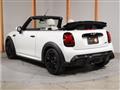 2023 BMW MINI