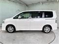 2011 Toyota Voxy