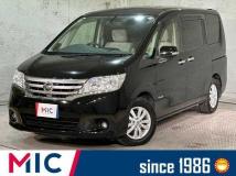 2013 Nissan Serena