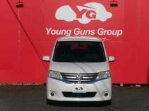 2012 Nissan Serena