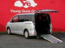 2017 Toyota Voxy