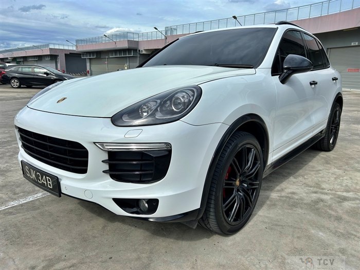 2015 Porsche Cayenne