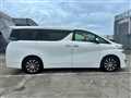 2015 Toyota Vellfire