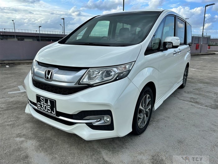 2016 Honda Step WGN