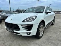 2016 Porsche Macan