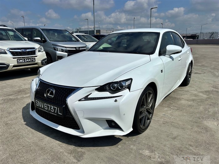 2016 Lexus IS