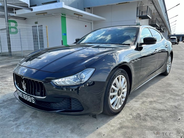 2016 Maserati Ghibli