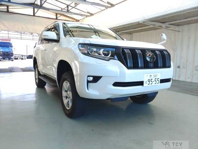 2017 Toyota Land Cruiser Prado