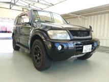 2005 Mitsubishi Pajero