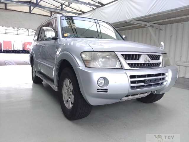 2004 Mitsubishi Pajero