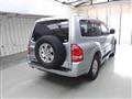 2004 Mitsubishi Pajero