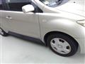 2003 Toyota IST