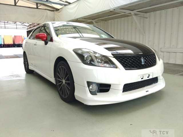 2011 Toyota Crown