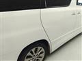 2010 Toyota Vellfire