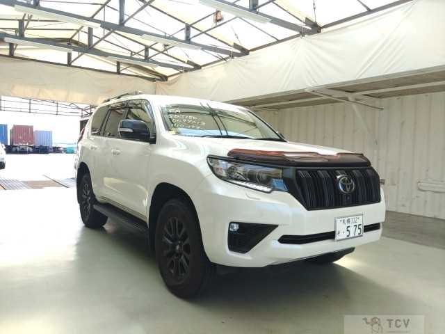 2022 Toyota Land Cruiser Prado