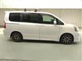 2010 Toyota Noah