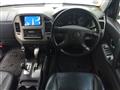 2006 Mitsubishi Pajero