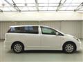 2005 Toyota Wish