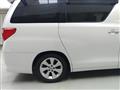 2009 Toyota Alphard