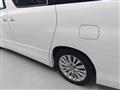 2012 Toyota Alphard