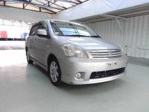 2006 Toyota Raum