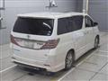 2013 Toyota Vellfire