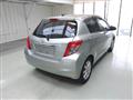 2011 Toyota Vitz