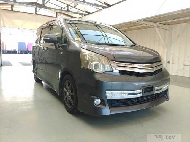 2011 Toyota Noah