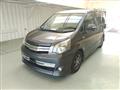 2011 Toyota Noah