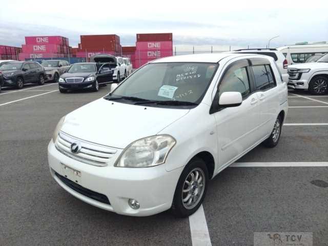 2008 Toyota Raum