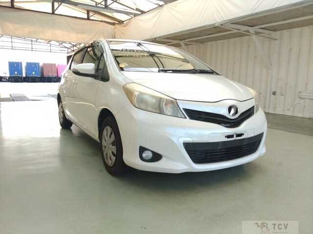 2011 Toyota Vitz