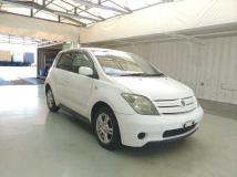 2003 Toyota IST