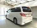 2013 Toyota Vellfire