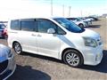 2011 Toyota Noah