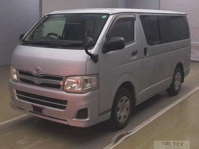 2011 Toyota Regiusace Van