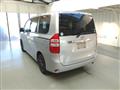 2013 Toyota Noah