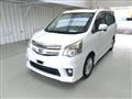 2013 Toyota Noah