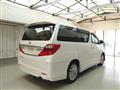2013 Toyota Alphard