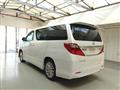 2013 Toyota Alphard