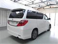 2013 Toyota Alphard