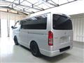 2005 Toyota Hiace Van