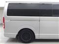 2005 Toyota Hiace Van